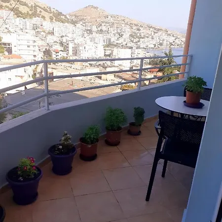E&r Apartament Apartment
